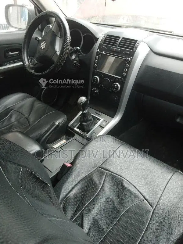 SUV Suzuki Grand Vitara 2008 - Bon état, 4x4 manuel