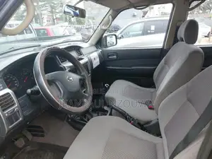 Nissan Patrol 4x4 SUV 2012 - Excellent État