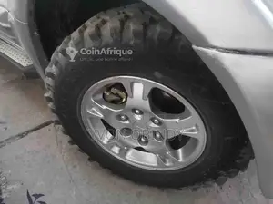 Mitsubishi Pajero 2006 - Véhicule pour pièces ou réparation