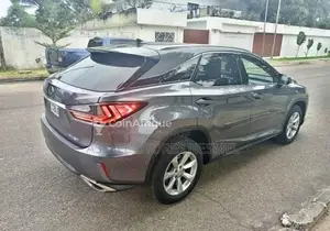 Photo - Lexus RX 350 2018 - SUV luxueux tout équipé