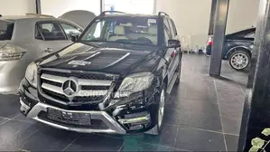 Photo - Mercedes-Benz GLK 350 4MATIC - SUV Premium Essence Automatique