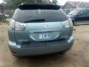 Lexus RX330 SUV de luxe - Excellent état