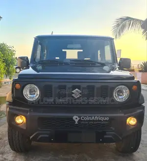 Photo - Suzuki Jimny 2022 - SUV compact 4x4 état neuf