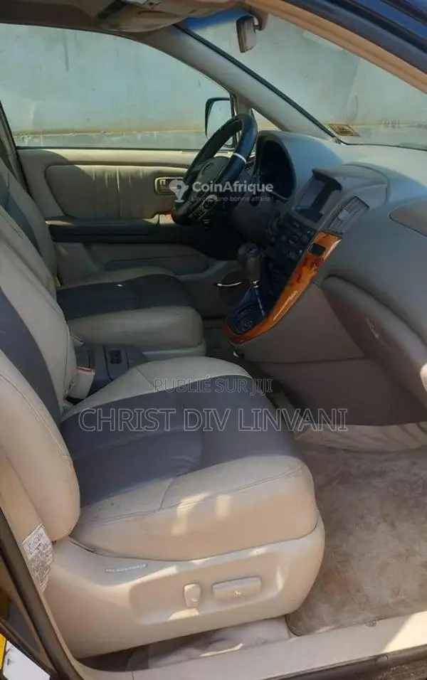 Lexus RX300 SUV 4x4 - Occasion élégante et confortable