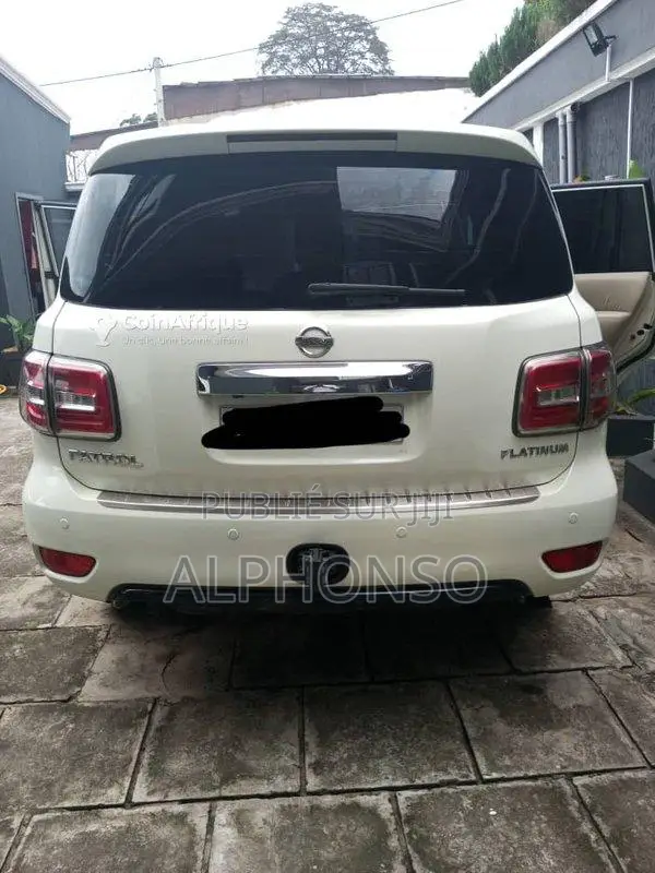 Nissan Patrol 2015 - SUV tout-terrain haut de gamme