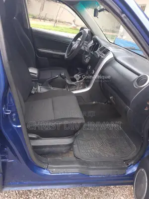 Suzuki Grand Vitara 2008 - SUV essence manuelle