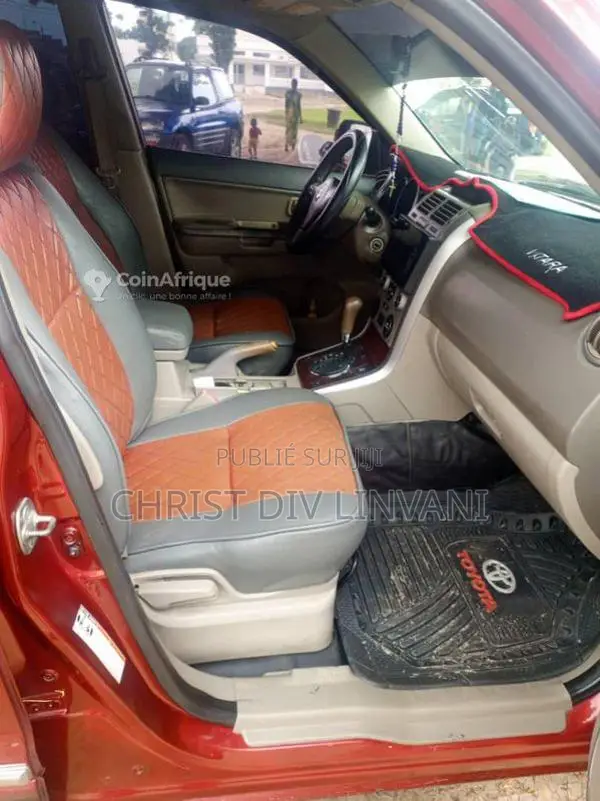 SUV Suzuki Grand Vitara 2009 - Boîte automatique, essence