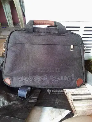 Photo - Sac à main élégant et pratique