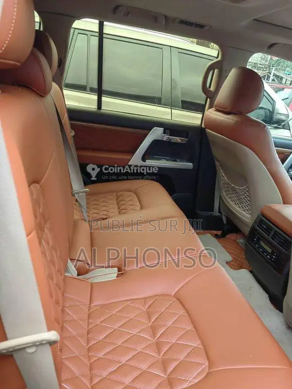 Toyota Land Cruiser 2022 - SUV tout-terrain de luxe