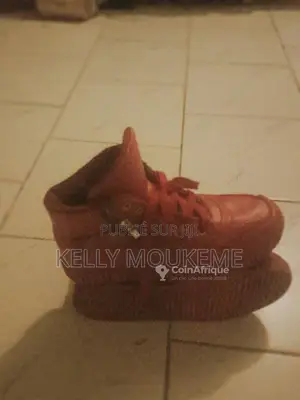 Photo - Chaussures homme d'occasion - état correct