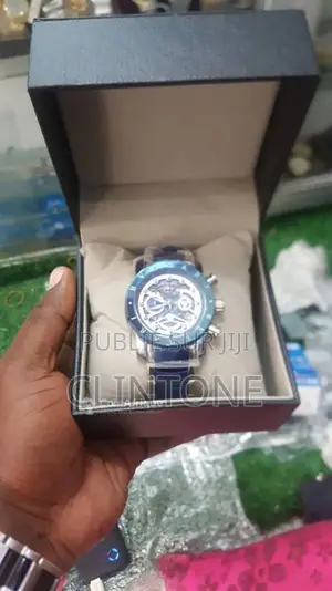 Montres de luxe et qualité premium - Divers styles