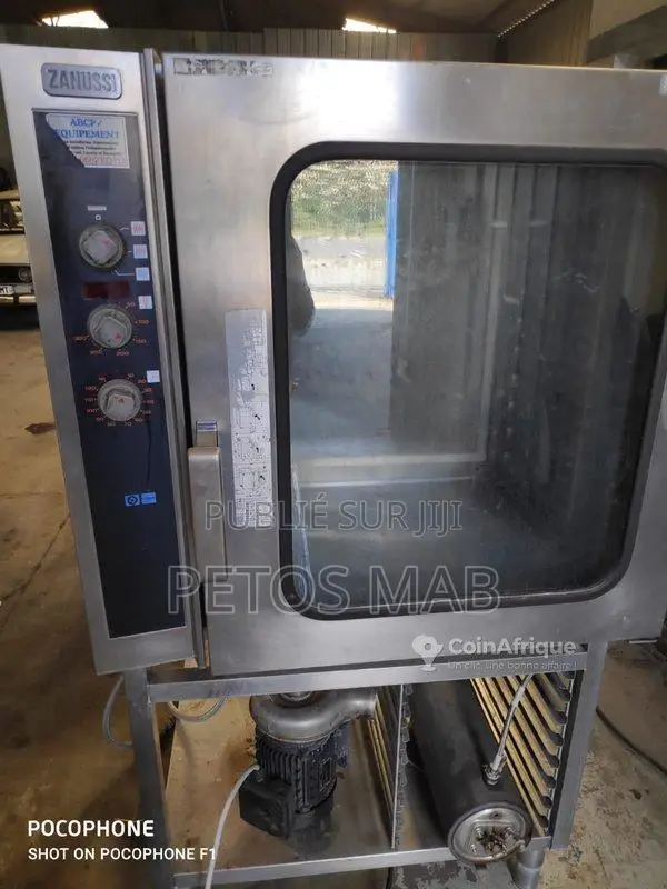 Fours professionnels Zanussi - Occasion européenne