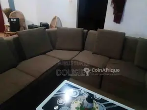 Canapé d'angle modulable 10 places - Excellent état