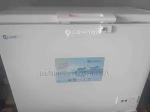 Photo - Congélateur d'occasion en très bon état