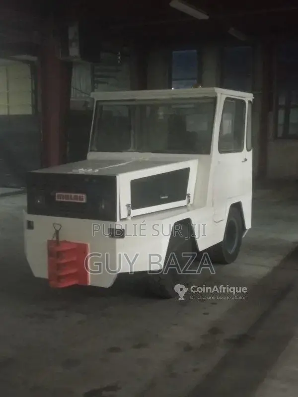 Tracteur industriel et aéroportuaire Mulag révisé