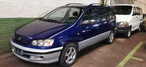 Photo - Toyota Picnic 2000 Blue