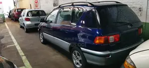 Toyota Picnic 2000 Blue