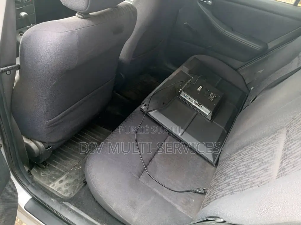 Toyota Corolla 2002 Gris