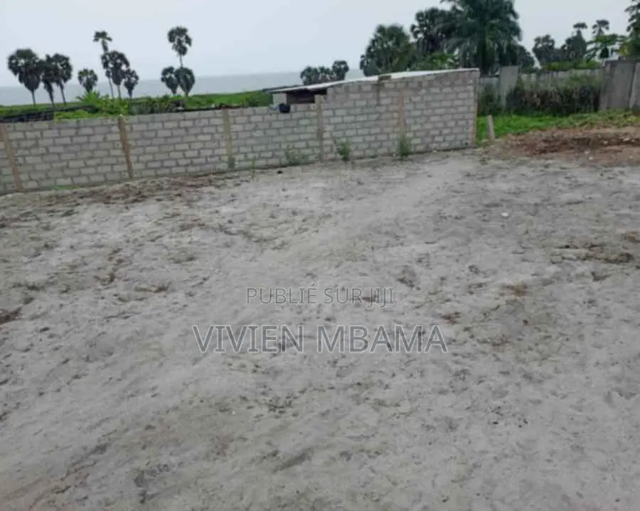 Parcelle Proche De La Plage