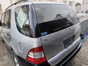 Mercedes-Benz M Class 2007 Gris