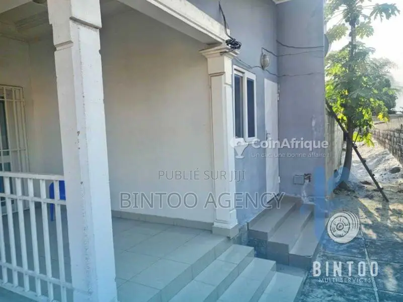 Vente villa 03 pièces - Pointe-noire