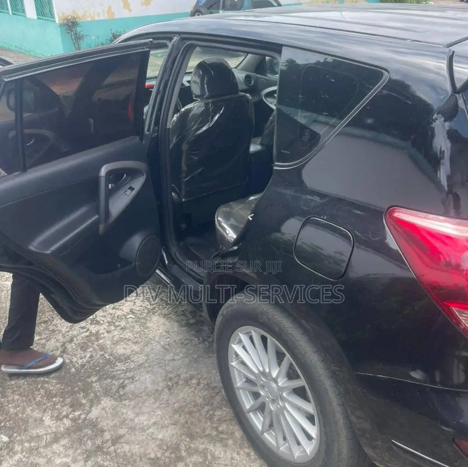 Toyota RAV4 2.5 4x4 2011 Black