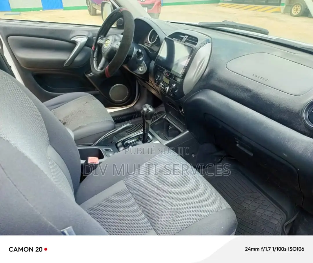 Toyota RAV4 2005 Gris