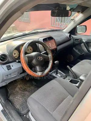 Toyota RAV4 2006 Gris