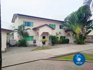 Vente appartements 8 pièces - Pointe-Noire