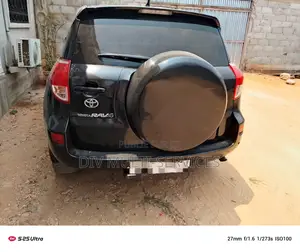Toyota RAV4 2010 Black