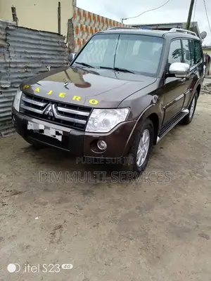 Photo - Mitsubishi Pajero 2014 Marron