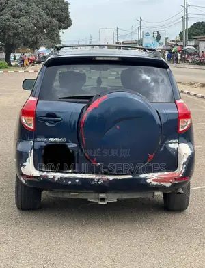 Toyota RAV4 2011 Blue