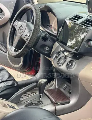 Toyota RAV4 2011 Blue