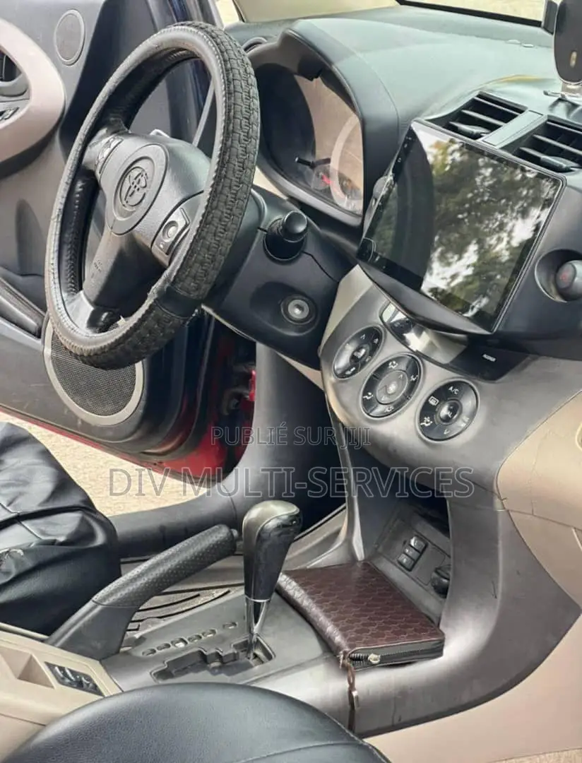 Toyota RAV4 2011 Blue